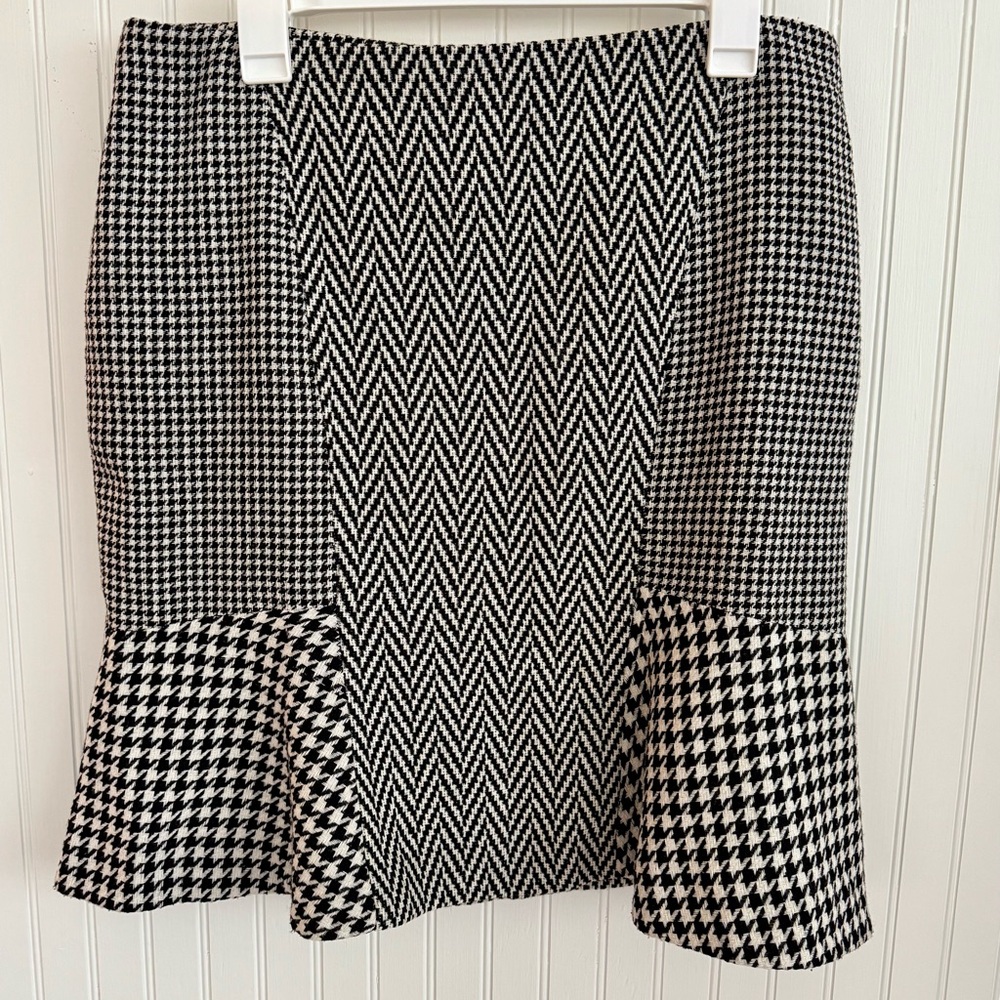 Ann Taylor Houndstooth Wool Skirt Size 12